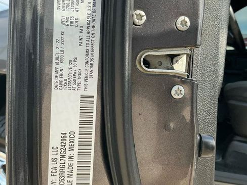 Used 2022 RAM 3500 Tradesman AWD/4WD image 32