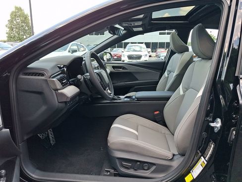 Used 2026 Toyota Camry SE w/ Convenience Package FWD image 13