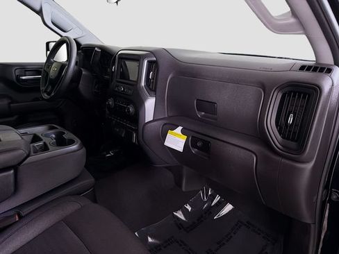 Used 2024 Chevrolet Silverado 1500 Custom w/ Turbomax Blackout Package RWD image 27