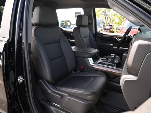 Used 2024 Chevrolet Silverado 1500 LT Trail Boss w/ LT Trail Boss Premium Package AWD/4WD image 25