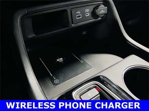 New 2025 Honda Pilot Touring image 10