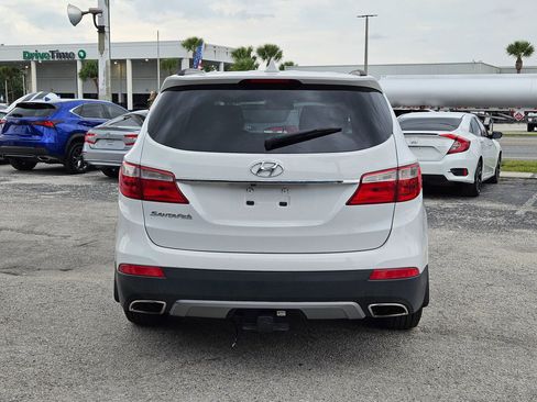 Used 2014 Hyundai Santa Fe GLS FWD image 7