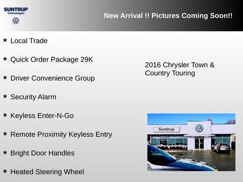 Used 2016 Chrysler Town & Country Touring w/ Driver Convenience Group FWD image 2