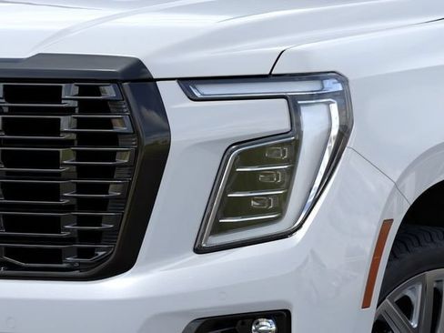 New 2026 GMC Yukon Denali Ultimate w/ LPO, Floor Liner Package AWD/4WD image 10