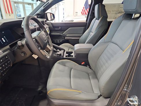 New 2026 Toyota 4Runner 4WD image 22