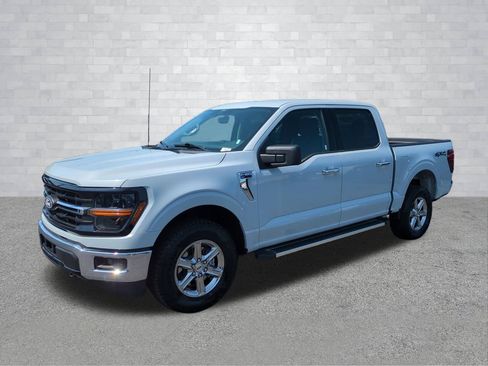 Certified 2025 Ford F150 XLT w/ Equipment Group 301A Standard AWD/4WD image 9
