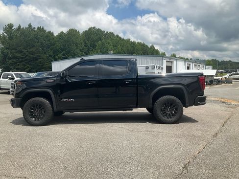 Used 2023 GMC Sierra 1500 AT4X AWD/4WD image 8