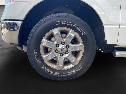 Used 2014 Ford F150 XLT w/ Equipment Group 302A Luxury AWD/4WD image 12