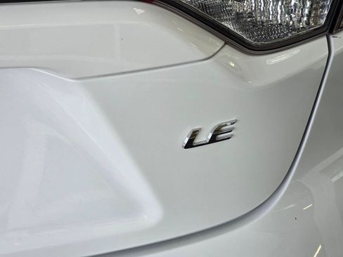 Used 2024 Toyota Corolla LE FWD image 14