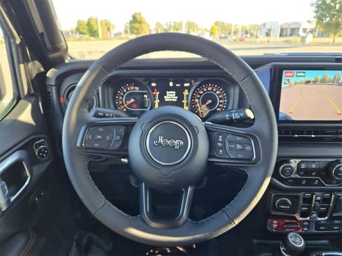 New 2025 Jeep Gladiator Rubicon image 21