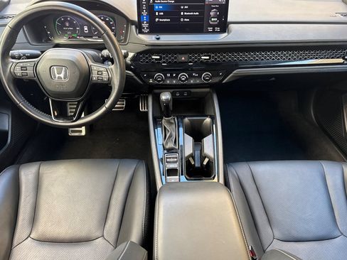 Used 2023 Honda Accord Sport image 13