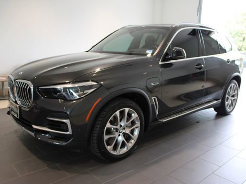 Used 2023 BMW X5 xDrive45e AWD/4WD image 12