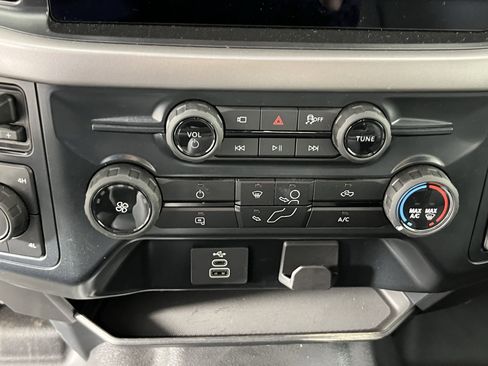 Used 2025 Ford F150 XL AWD/4WD image 19