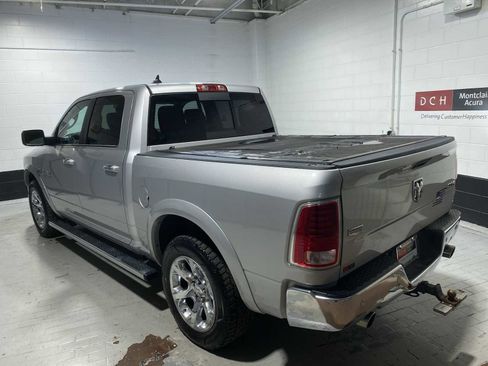 Used 2017 RAM 1500 Laramie w/ Convenience Group AWD/4WD image 4