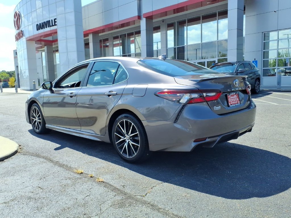 Used 2024 Toyota Camry SE w/ Convenience Package FWD image 22