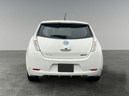 Used 2017 Nissan Leaf S image 6