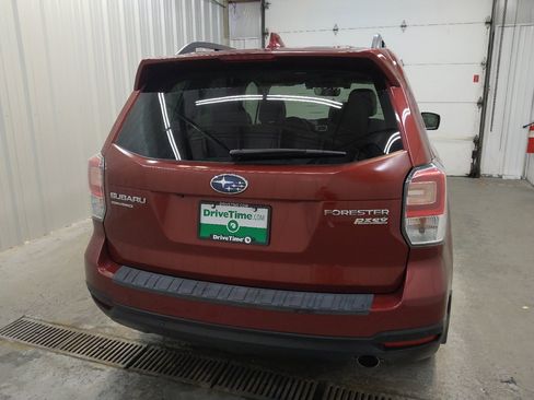 Used 2017 Subaru Forester 2.5i Limited AWD/4WD image 7