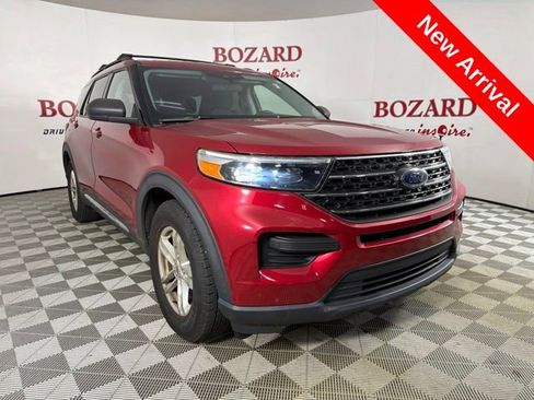 Certified 2020 Ford Explorer XLT w/ Class III Trailer Tow Package RWD image 1