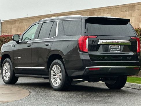 Used 2021 GMC Yukon SLT w/ Rear Media and Nav Package image 6