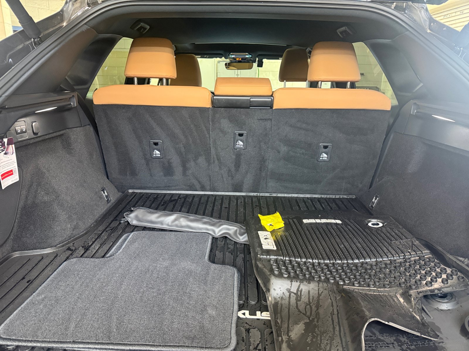 Used 2026 Lexus RX 350h w/ Convenience Package AWD/4WD image 32