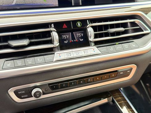 Used 2019 BMW X5 xDrive40i w/ Premium Package 2 image 34