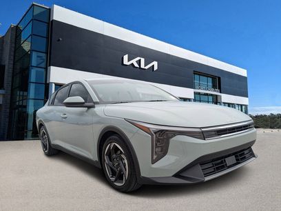 Certified 2025 Kia K4 EX