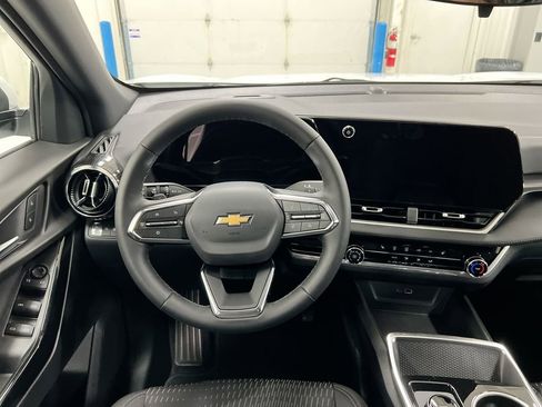 New 2026 Chevrolet Equinox LT FWD image 11