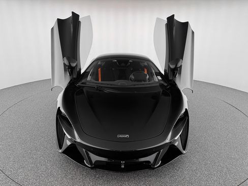 New 2025 McLaren Artura image 36