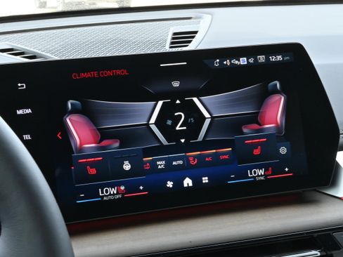 New 2026 BMW X1 xDrive28i w/ Technology Package image 16