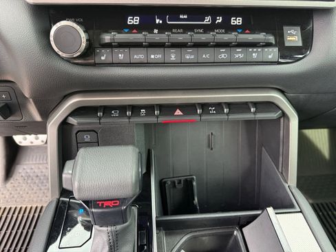Used 2023 Toyota Sequoia Limited w/ TRD Off-Road Package AWD/4WD image 19