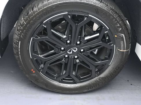 New 2027 INFINITI QX80 Sensory w/ Sport Exterior Package AWD/4WD image 5