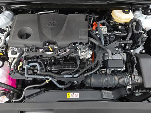 Certified 2026 Toyota Camry SE FWD image 21