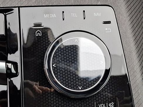 New 2026 BMW X3 xDrive30 w/ Premium Package image 16