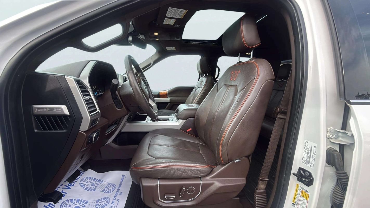 Used 2015 Ford F150 King Ranch w/ Equipment Group 601A Luxury AWD/4WD image 14