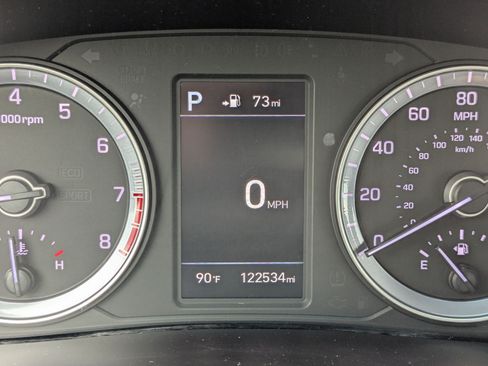 Used 2019 Hyundai Sonata Limited w/ Ultimate Package 04 FWD image 23