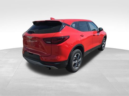 Used 2025 Chevrolet Blazer LT AWD/4WD image 4