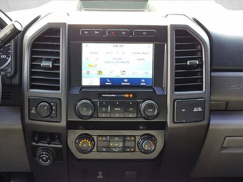Used 2020 Ford F250 XL w/ STX Appearance Package AWD/4WD image 13