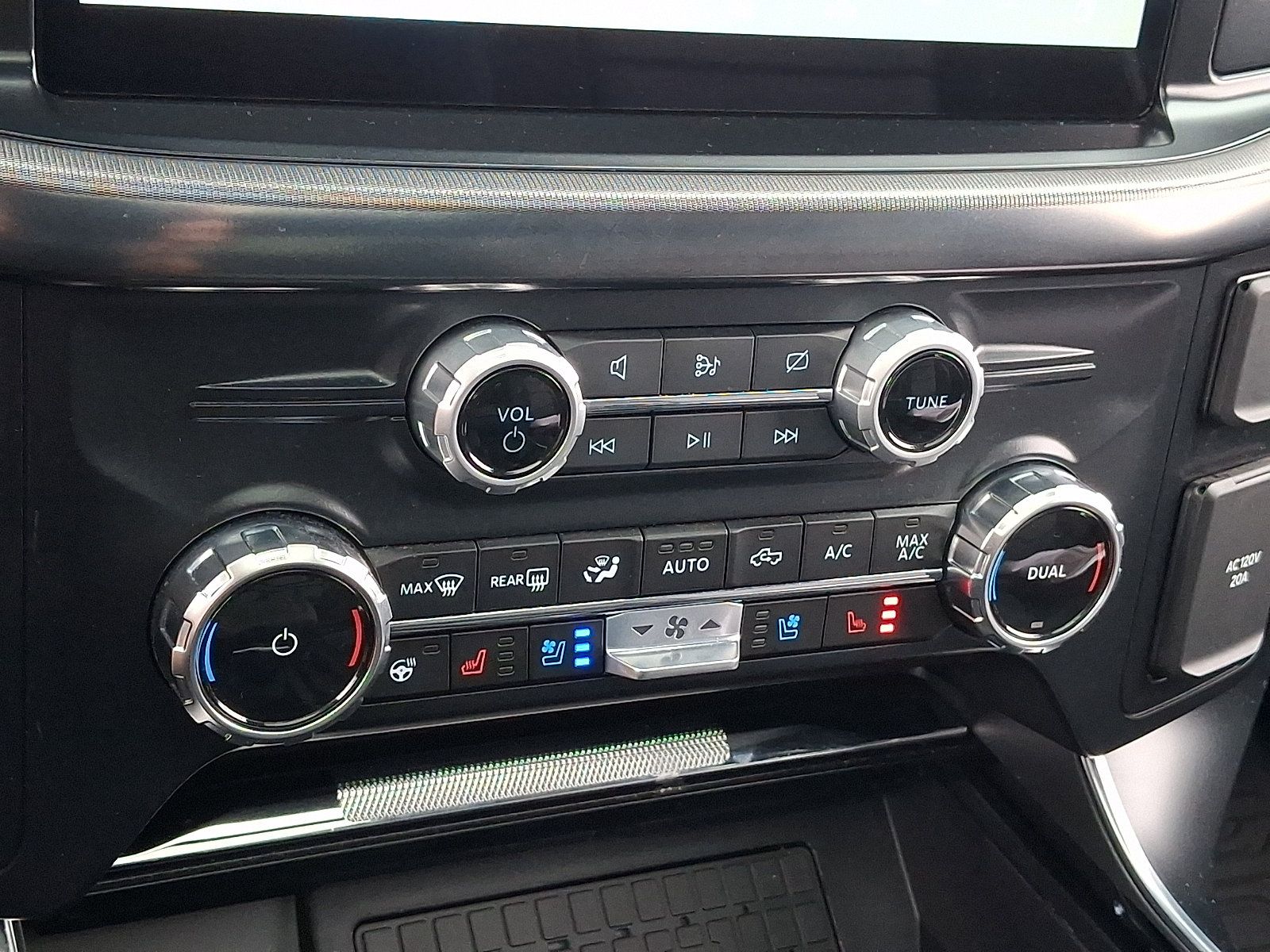 Used 2024 Ford F150 Raptor AWD/4WD image 23