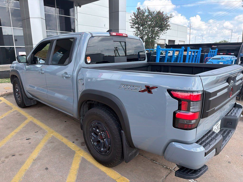 Used 2025 Nissan Frontier Pro-X RWD image 5