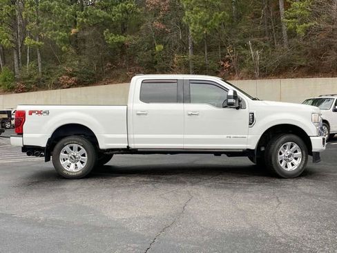 Certified 2021 Ford F250 Platinum w/ FX4 Off-Road Package image 2