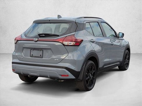 Used 2023 Nissan Kicks SR w/ SR Premium Package image 5