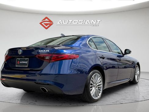 Used 2019 Alfa Romeo Giulia Ti w/ Quick Order Package 22X Lusso AWD/4WD image 11