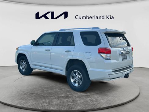 Used 2012 Toyota 4Runner SR5 w/ Premium Pkg AWD/4WD image 6