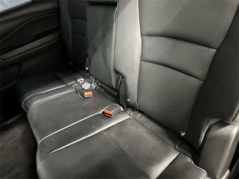 Used 2022 Honda Pilot Special Edition image 11