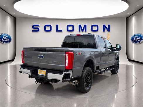 Used 2024 Ford F250 XL AWD/4WD image 4