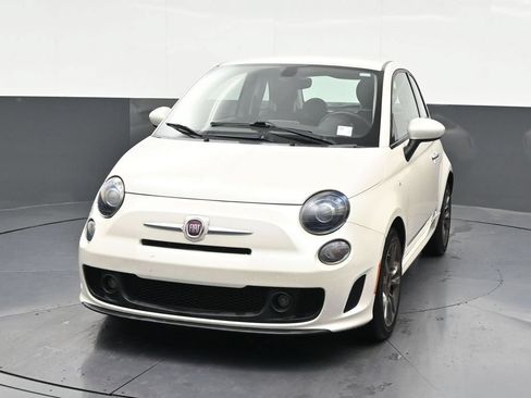 Used 2019 FIAT 500 Pop w/ Urbana Appearance Package FWD image 9