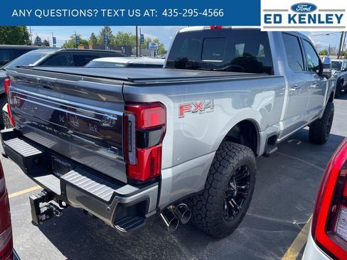 Used 2024 Ford F350 Platinum w/ FX4 Off-Road Package AWD/4WD image 4