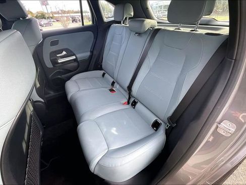 Used 2024 Mercedes-Benz GLA 35 AMG 4MATIC image 19