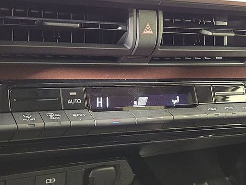 New 2026 Toyota Prius Plug-In Hybrid image 19