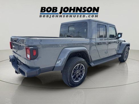 Used 2023 Jeep Gladiator Overland w/ Popular Equipment Package AWD/4WD image 3